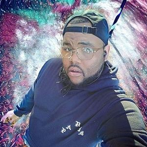 Meet your Posher, Curtis